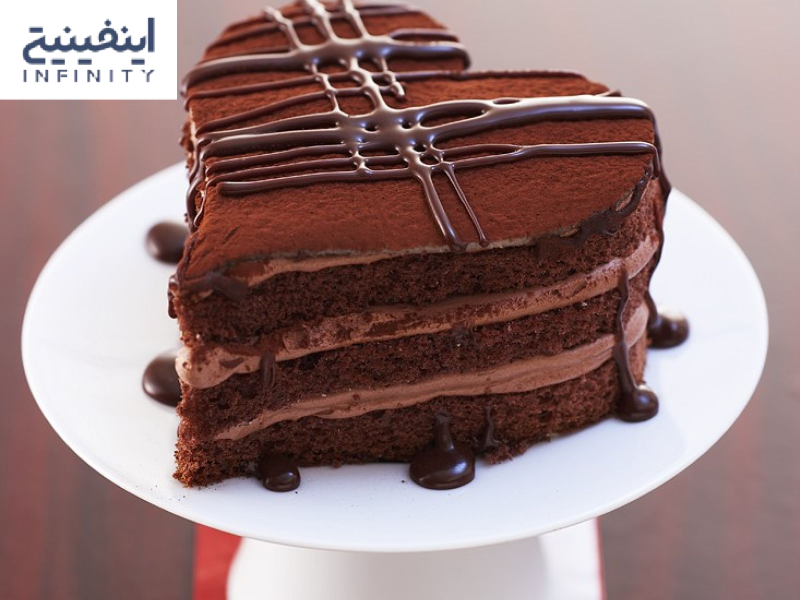 کیک شکلاتی قلبی با گاناش شکلاتی