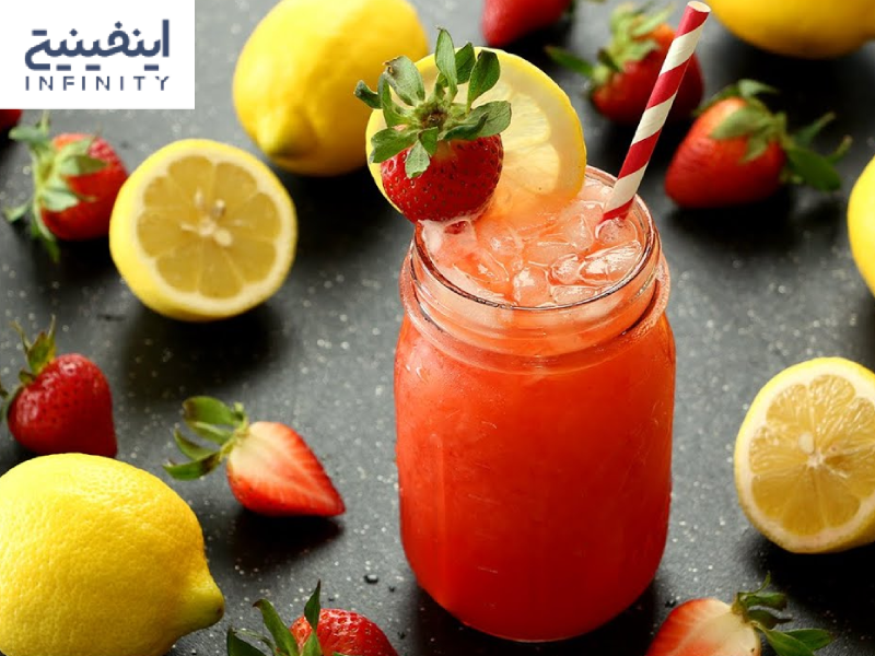 لیموناد با توت فرنگی