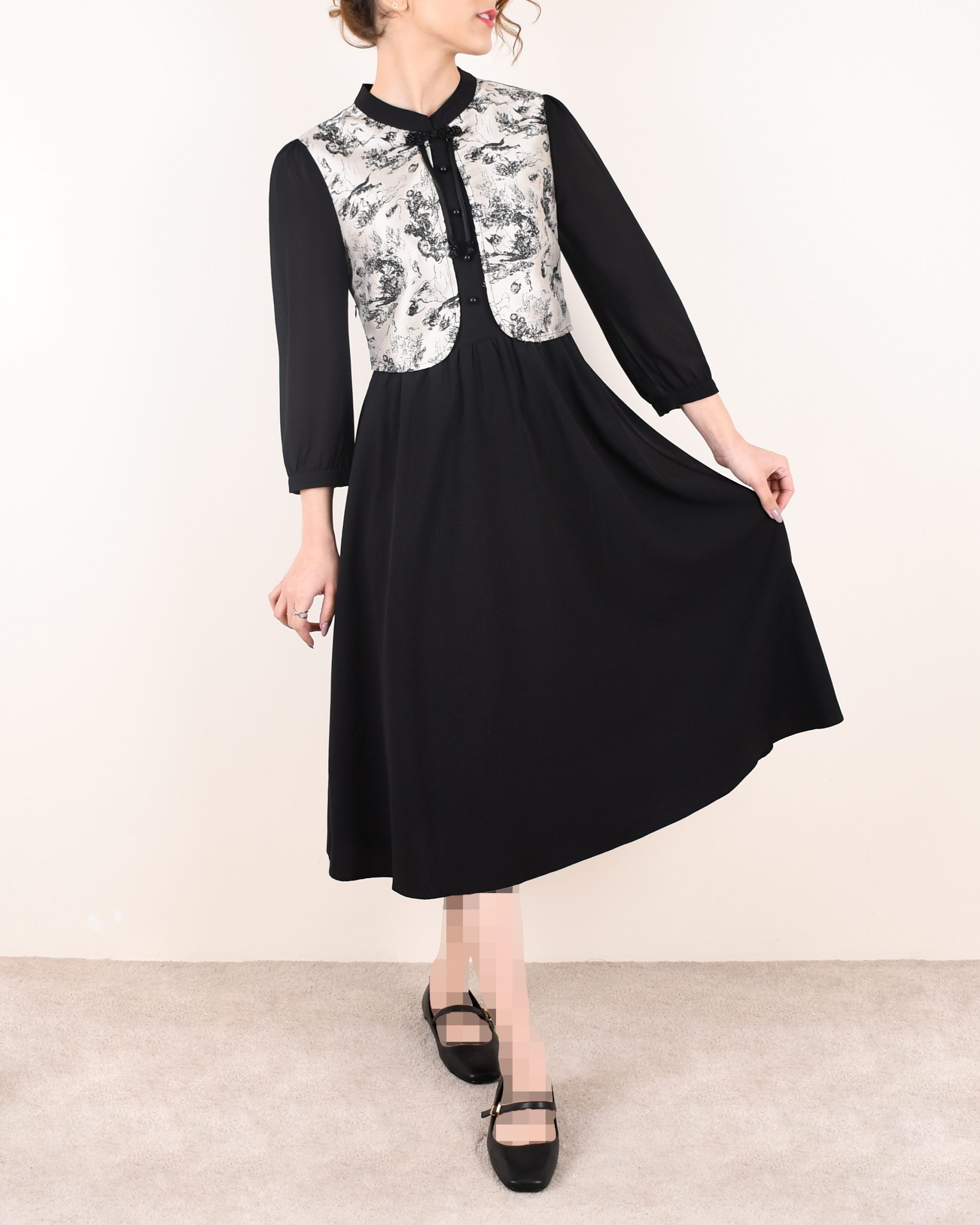 پیراهن مشکی ژیله دار C00148